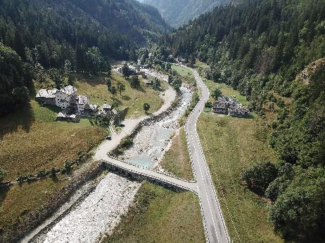 Giugno 2023 – Lavori di realizzazione di opere di protezione idraulica e rifacimento della viabilità in loc. Possag e costruzione di un nuovo ponte ad arco